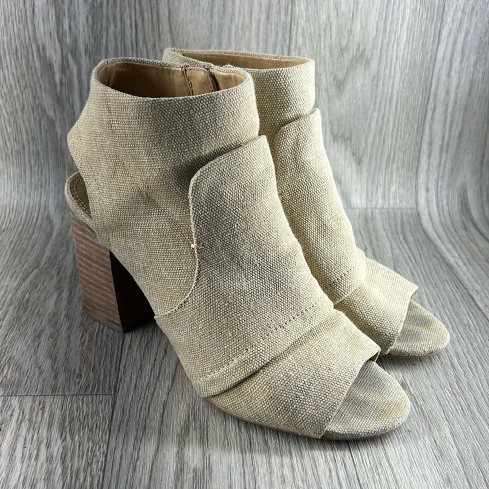 Splendid Tan Peep-Toe Heeled Boots